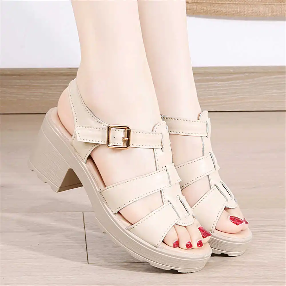 

Playform Opening Woman's Sandals Sneakers Rubber Beach Slippers Shoes Slide For Sport Famous Brand Scarp Fashion Shouse