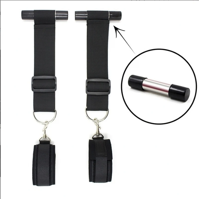 SM couple adult sex toys, alternative toys, bondage straps, door handcuffs, Carmen handcuffs