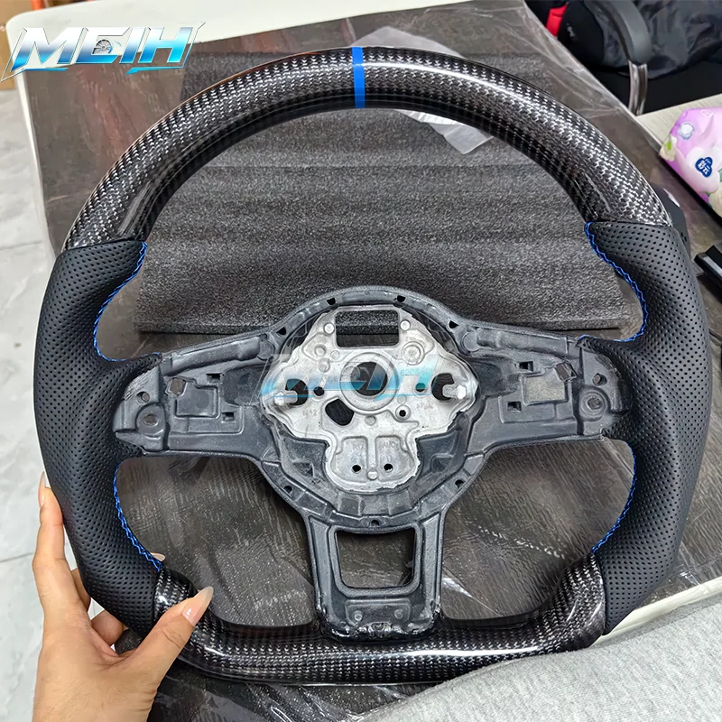 Suitable for Volkswagen Golf 7 7.5 GTI GTD GTE R carbon fiber leather steering wheel 2013-2020 Polo GTI Tiguan Passat DSG