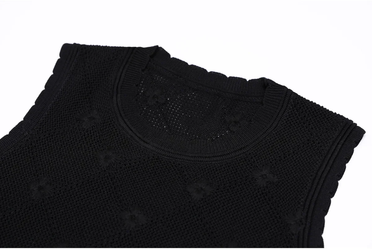 

Korean Solid Casual Knit Sets Women O Neck Sveless Sweater Vest Tops+High Waist Slim Skirt Fashion Hook Flower Hollow Suits