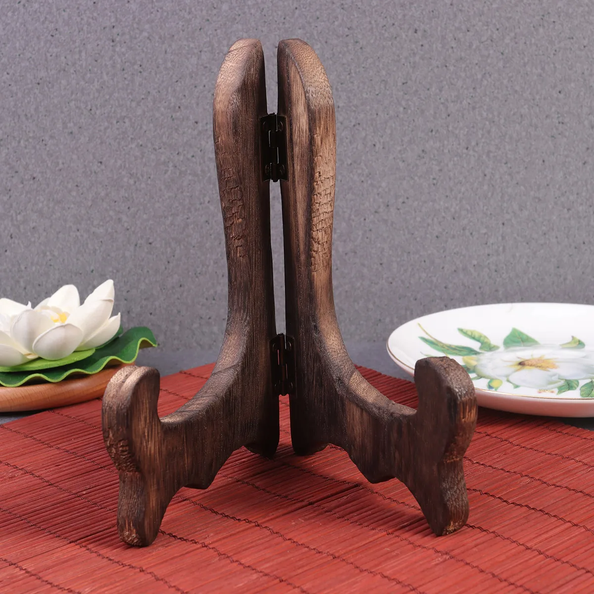 

4pcs Tea Cake Display Stand Burned Paulownia Wood Easel For Plate Holder Desktop Decor Home Party Curved Wooden Display Stand