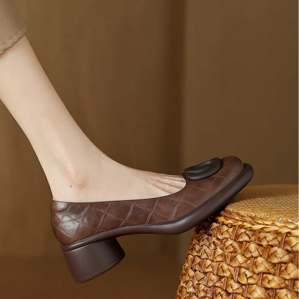 

Новинка 2025, роскошная модная трендовая женская обувь в стиле ретро с круглой головкой и мягкой подошвой на толстом каблуке, удобные туфли на платформе с мягкой подошвой