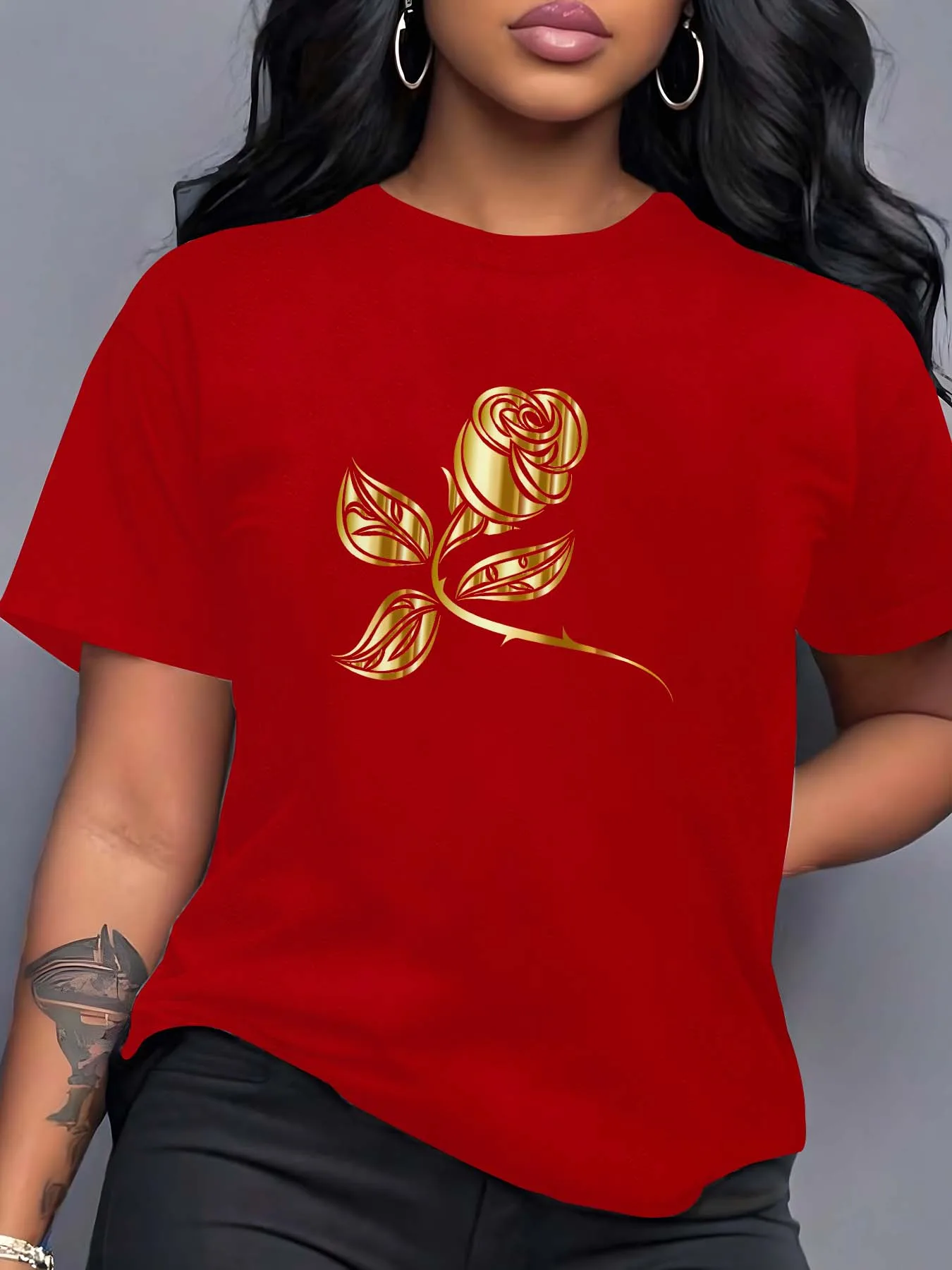 

Декоративная роза больших размеров — вдохновленная шикарной одеждой для более изысканных стран