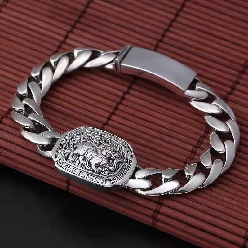 

Fortune avoidance Nafu 925 silver domineering retro bracelet men's coarse handmade old Tai silver fire Kirin birthday jewelry