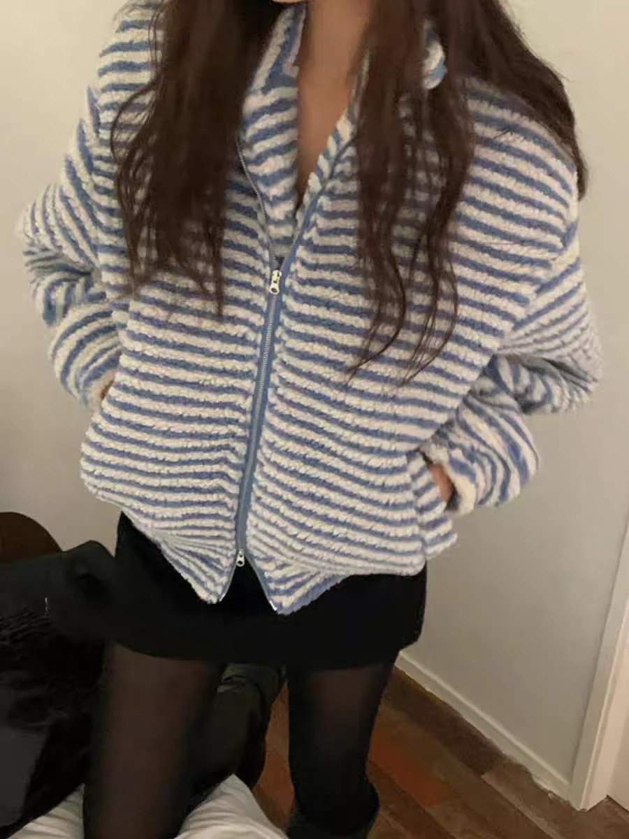 

Цветная блузка в полоску в стиле ретро, бархатная тонкая свободная длинная женская куртка с v-образным вырезом и застежкой-молнией, зимняя одежда для поездок на работу