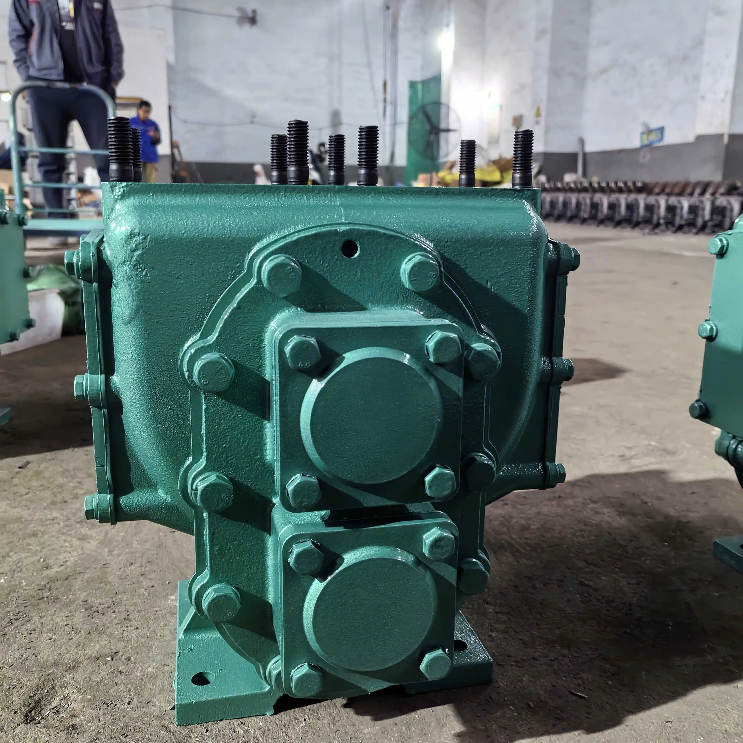 مضخة مياه الصرف الصحي الغاطسة المقاومة للتآكل عالية الجودة لمضخة شفط الطين للمياه القذرة