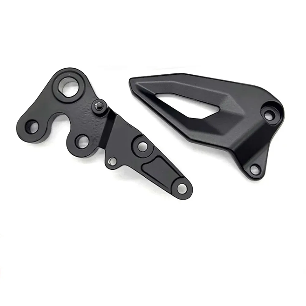 Suitable for Benelli TNT BJ150S BJ150-31 Keeway RKF125 125 front foot pedal, foot pedal fixing bracket decorative panel