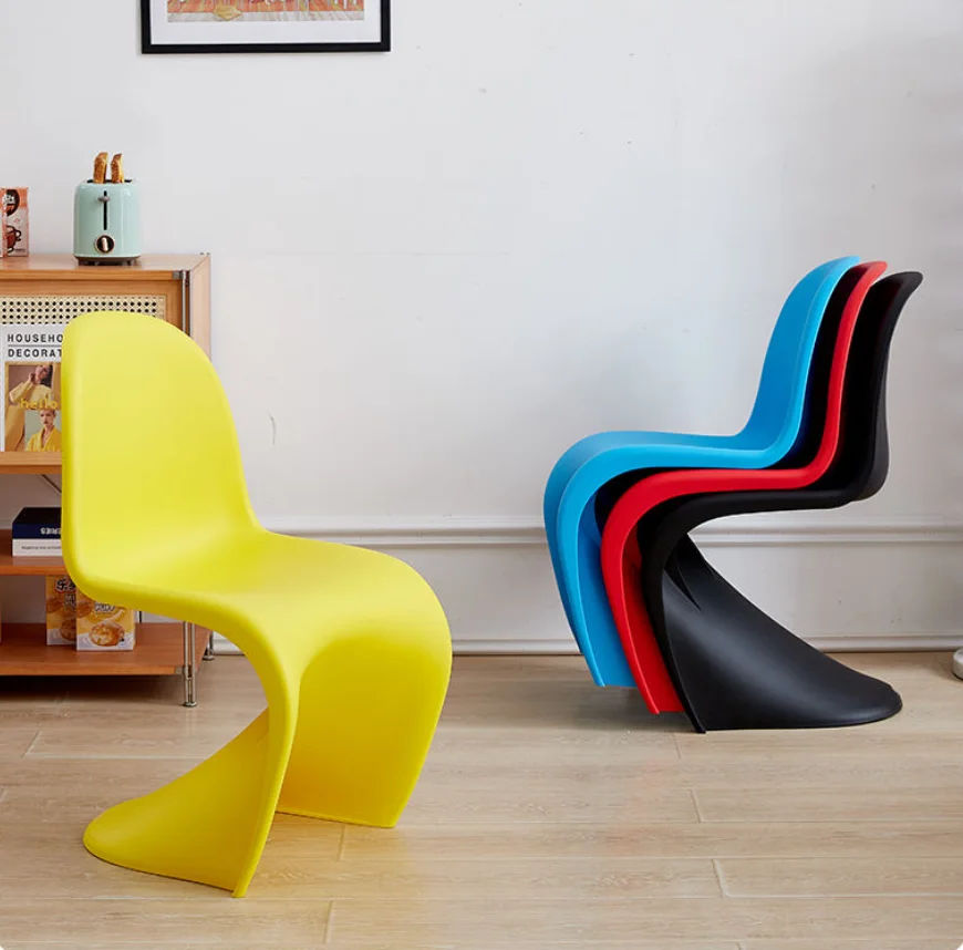 Изящный стул-призрак с прозрачной акриловой спинкой для современного декора гостиной, современный расслабляющий обеденный стул для гостиной