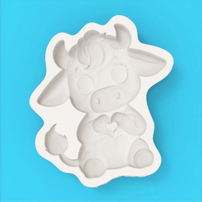 Healing-Themed Cow Dessert Mold, Playful Heart-Shaped Silicone Mold, Chocolate Fondant Making Tool - view 3