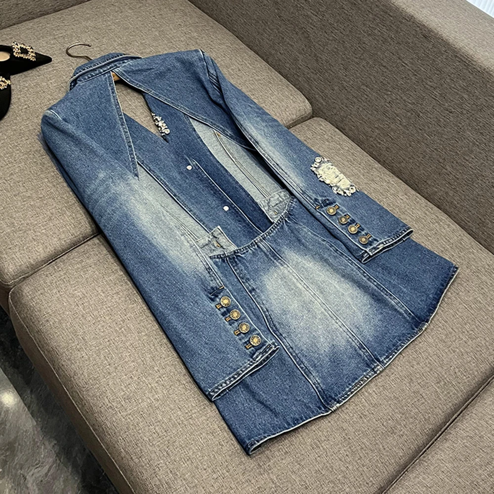 TWOTWINSTYLE Casual Slimming Jackets Dresses For Women Laple Long Sleeve Spliced Bead Designer Jacket Female Fashion KJA520383