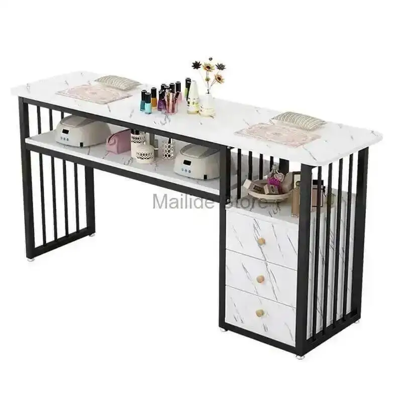 Маникюрная станция из кованого железа