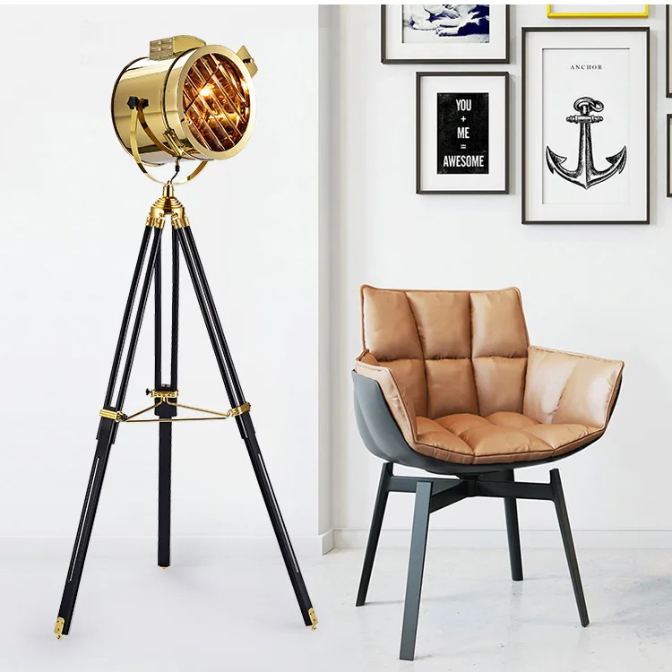Nordic American Retro Industrial Style Tripod Floor Lamp Wooden Studio Bedroom Bedside Searchlight Vertical Table