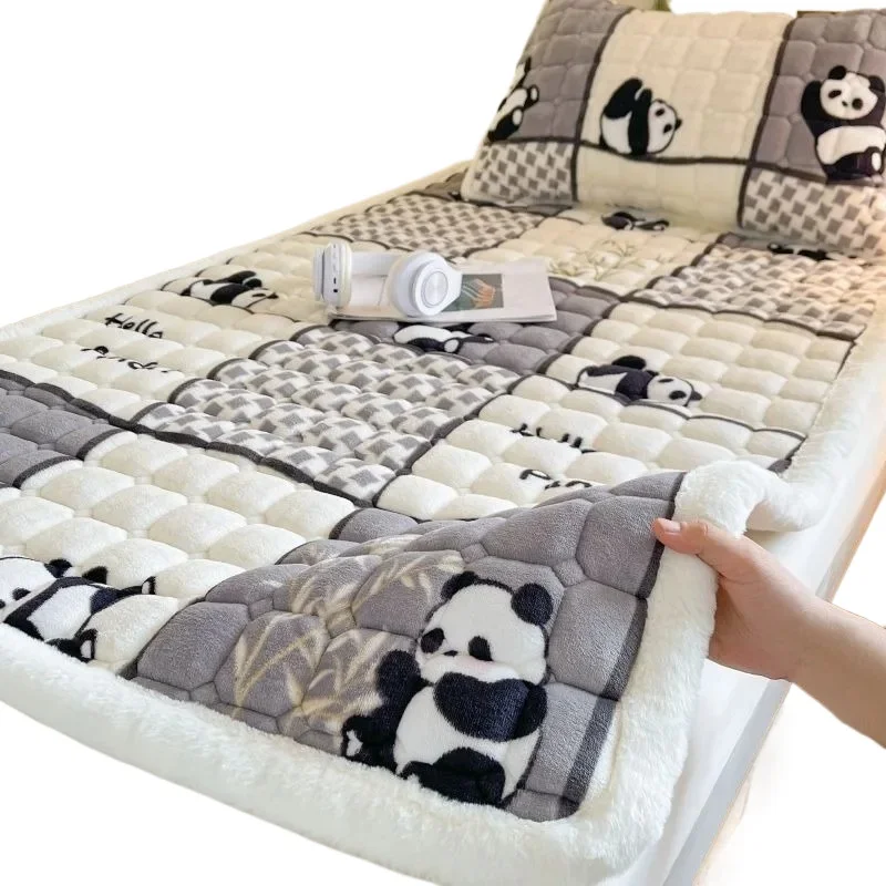 Winter Thick Milk Velvet Mattress Warm and Soft Quilted Washable Mattress Protective 
