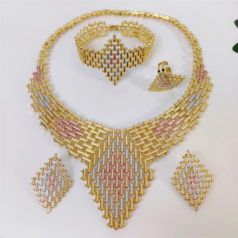 مجموعة مجوهرات فاخرة أصلية غير منتظمة مطلية بالذهب للنساء قلادة ذهبية وحلق وسوار وخاتم دبي وهدايا حفلات الزفاف