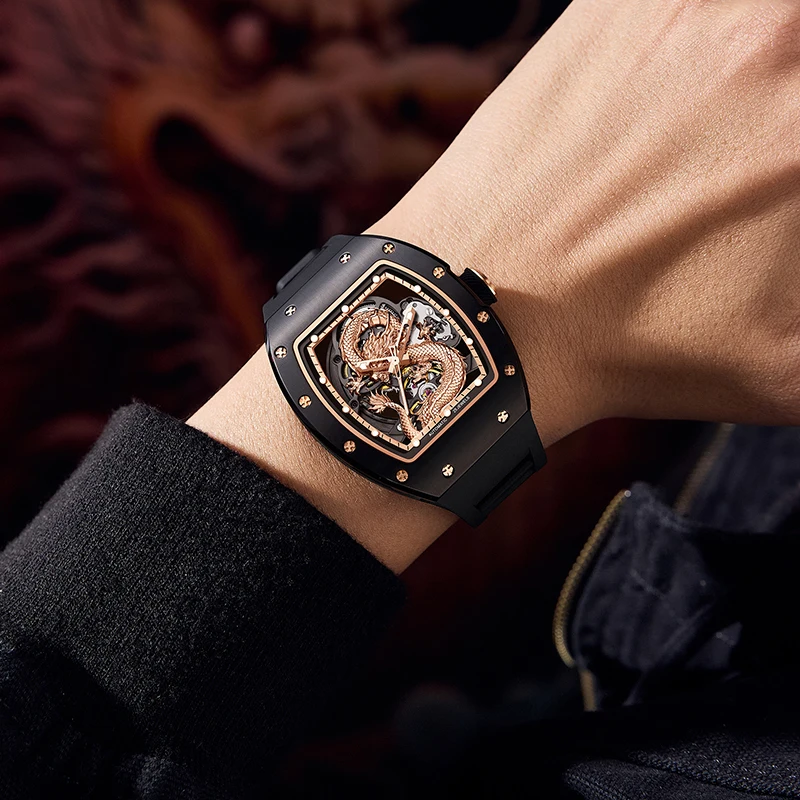 تصميم فاخر ساعة ميكانيكية أوتوماتيكية مقاومة للماء مضيئة التنين الهاتفي شعار مخصص الأعمال ساعة اليد عادية ألياف الكربون