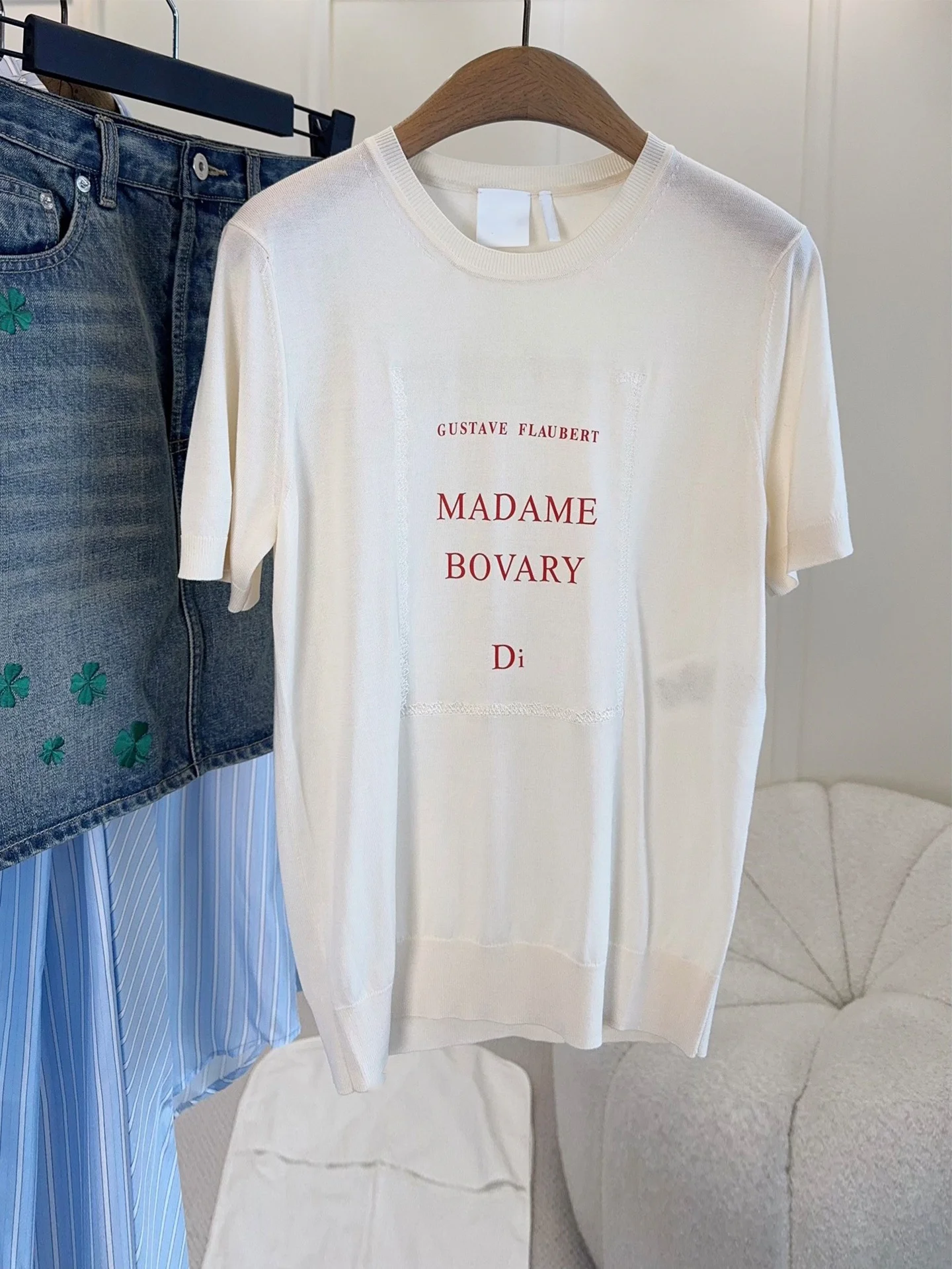 

Elegant European Style Short Sleeve T-Shirt Letter Embroidery Knitted Silk Linen Women's Fashion High End Casual Top