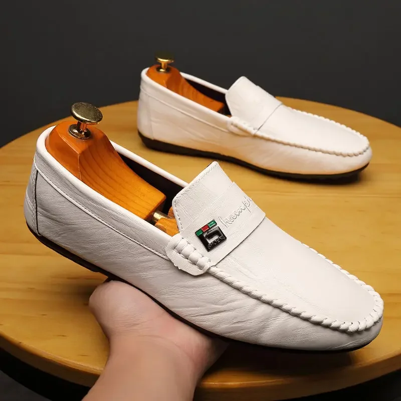 Sepatu mokasin kasual pria, sneaker pantofel putih kasual Slip on