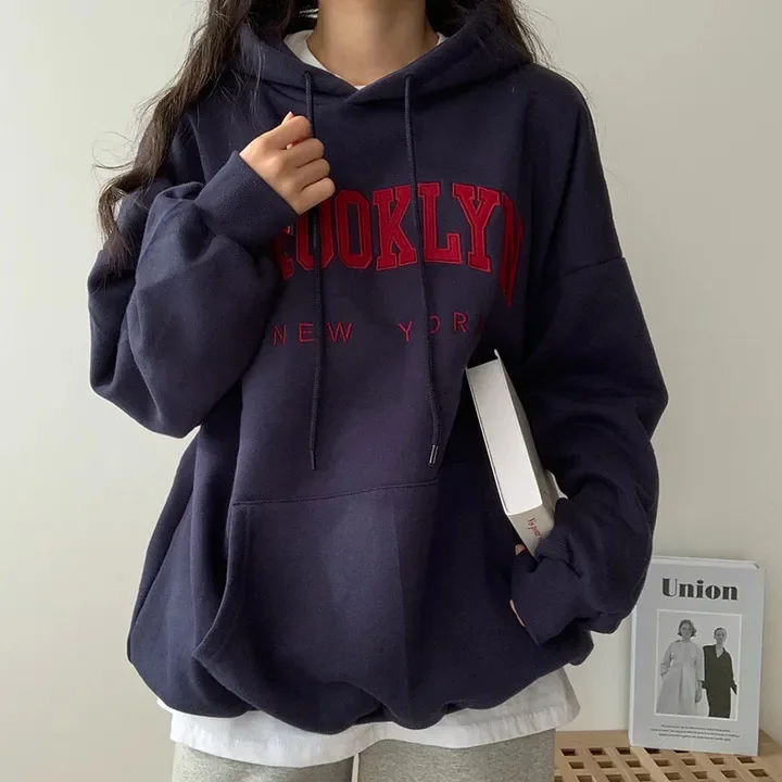 Sudadera con estampado de letras para mujer, jersey de manga larga, holgado, con bolsillo, para invierno, novedad de 2023