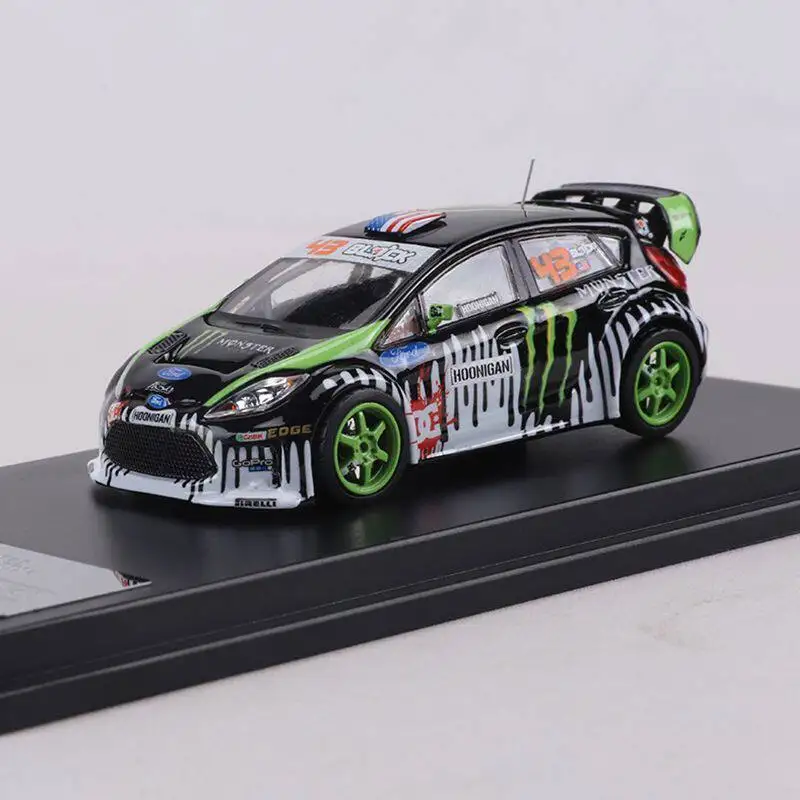 DCM 1:64 Ken Block Fiesta ST&Focus RS modelo de carro em liga metálica de edição limitada