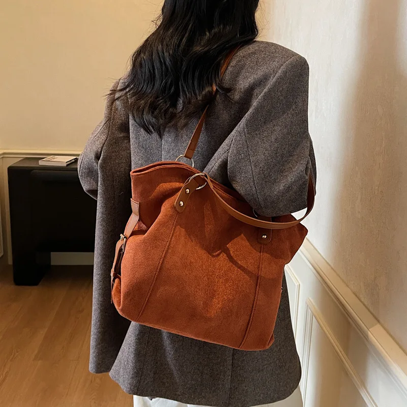 

Large Tote Bag for Women 2025, Big Capacity Vintage Shoulder Purse, Retro Minimalist Sturdy​ Handbag, Multi-Pocket Spacious
