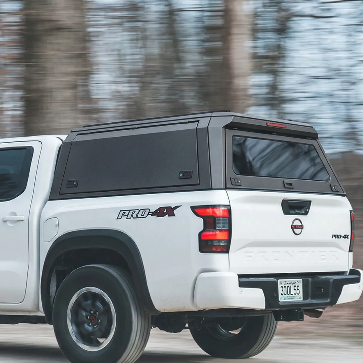 

Dream Garage Rainproof 4x4 Lightweight Aluminum Alloy Hardtop For Pickup Frontier 05-22 5.0Ft