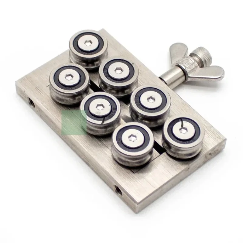Manual cable seven-wheel straightening machine 1 - 2.5 mm copper stainless steel iron wire straightening machine