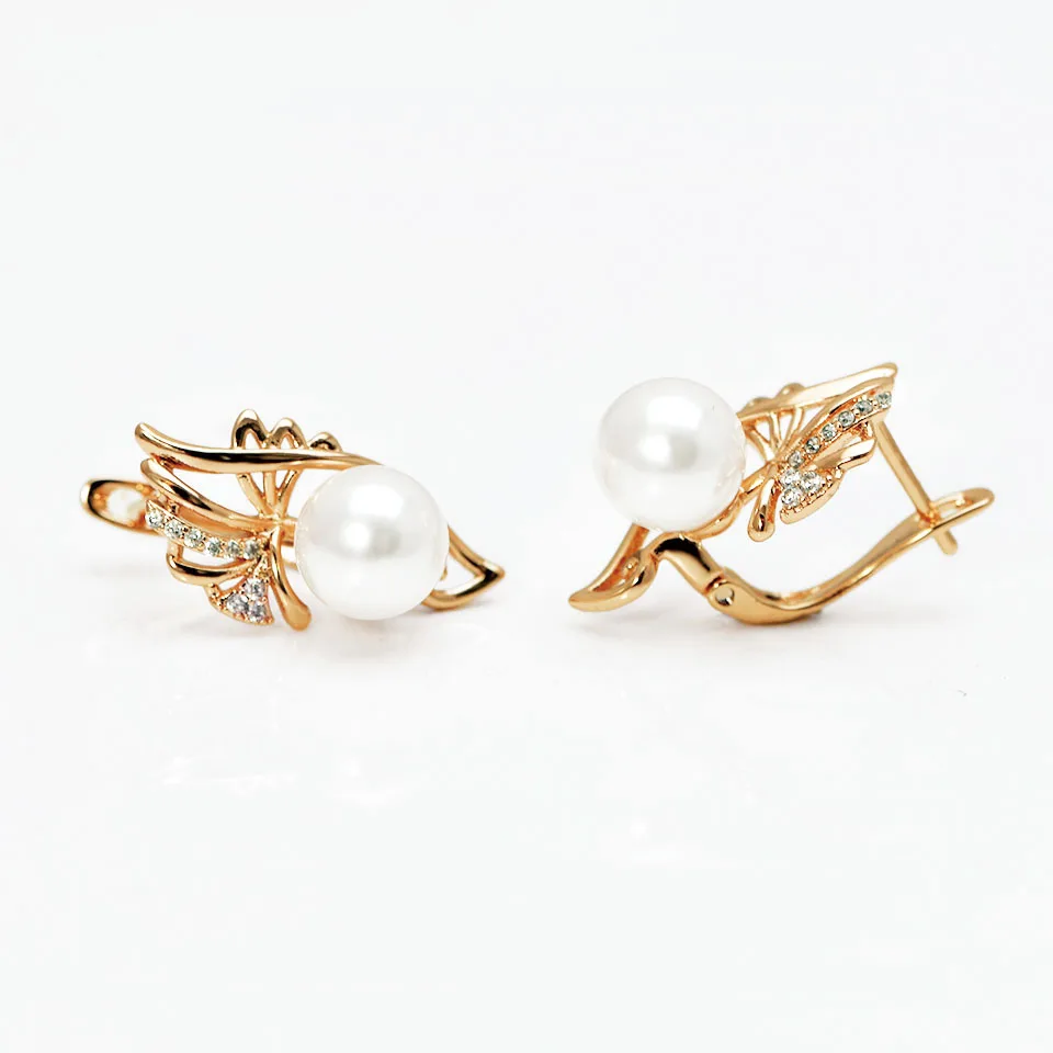 XP Jewelry --- Elegant Pearls Hoop Earrings for Women Fashion Jewelry Whtie / Gold Color