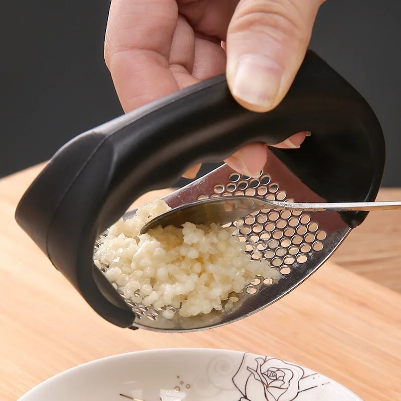 

Black Press Garlic Mashers Manual Ring Garlic Peeler Garlic Beater Stainless Steel Mashers