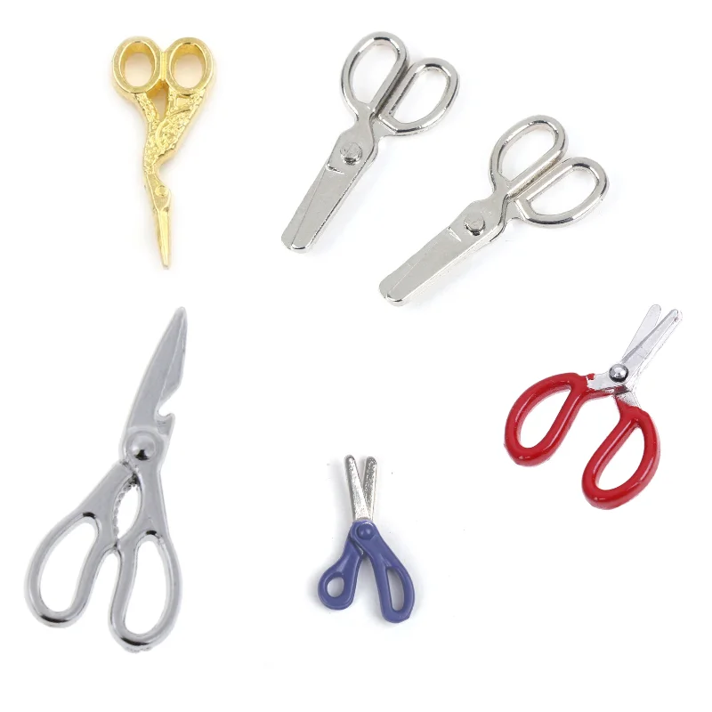 1Pcs Mini Metal Miniature Scenes With Hair Cutting Scissors Model Mini Doll House