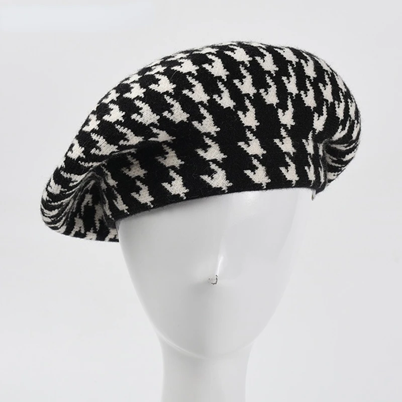 2022 New Women\'s Autumn and Winter Houndstooth Beret Korean Version Fashion Retro Knitted Painter Hat Warm Beret