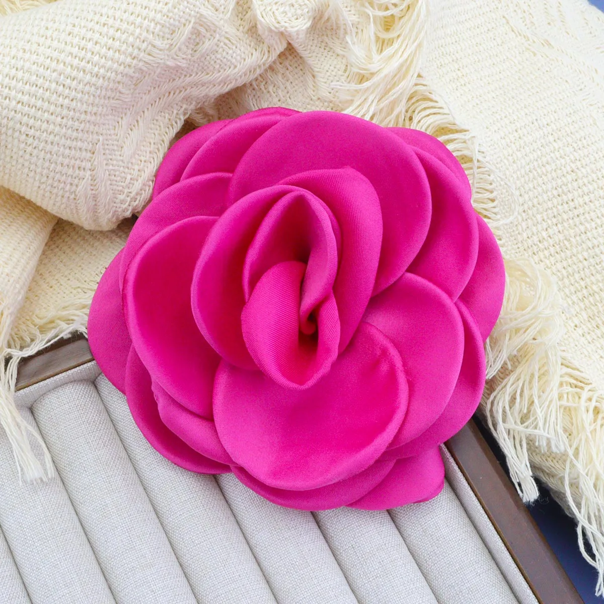 Advanced Solid Color Fabric Brooch Camellia Light Luxury Niche Party Party Couples Matching Color Clothing Accessories