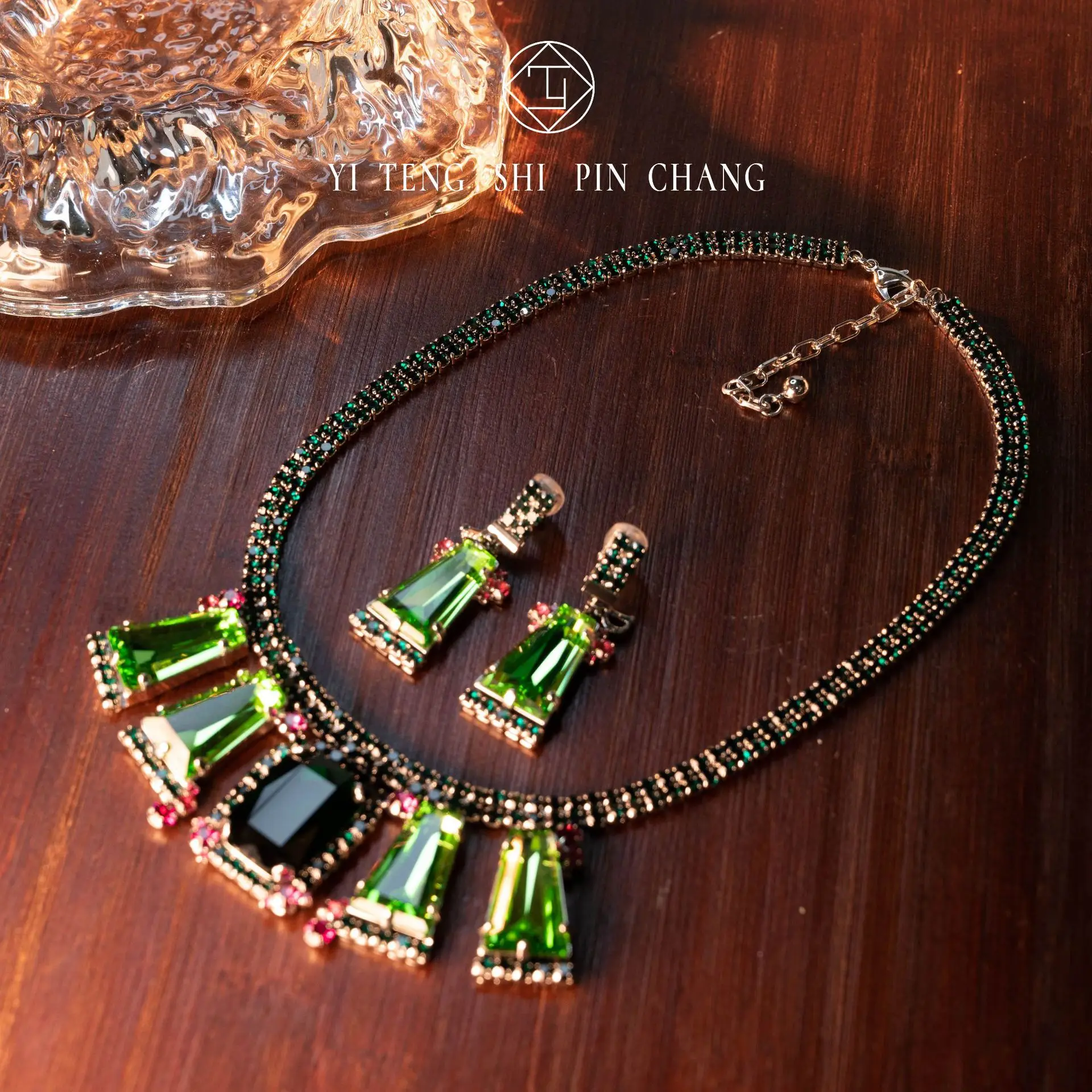 Summer 2026 High-End Women's Zircon Pendant Jewelry Set Light Luxury Evening Earrings And Necklace Wedding Accessory