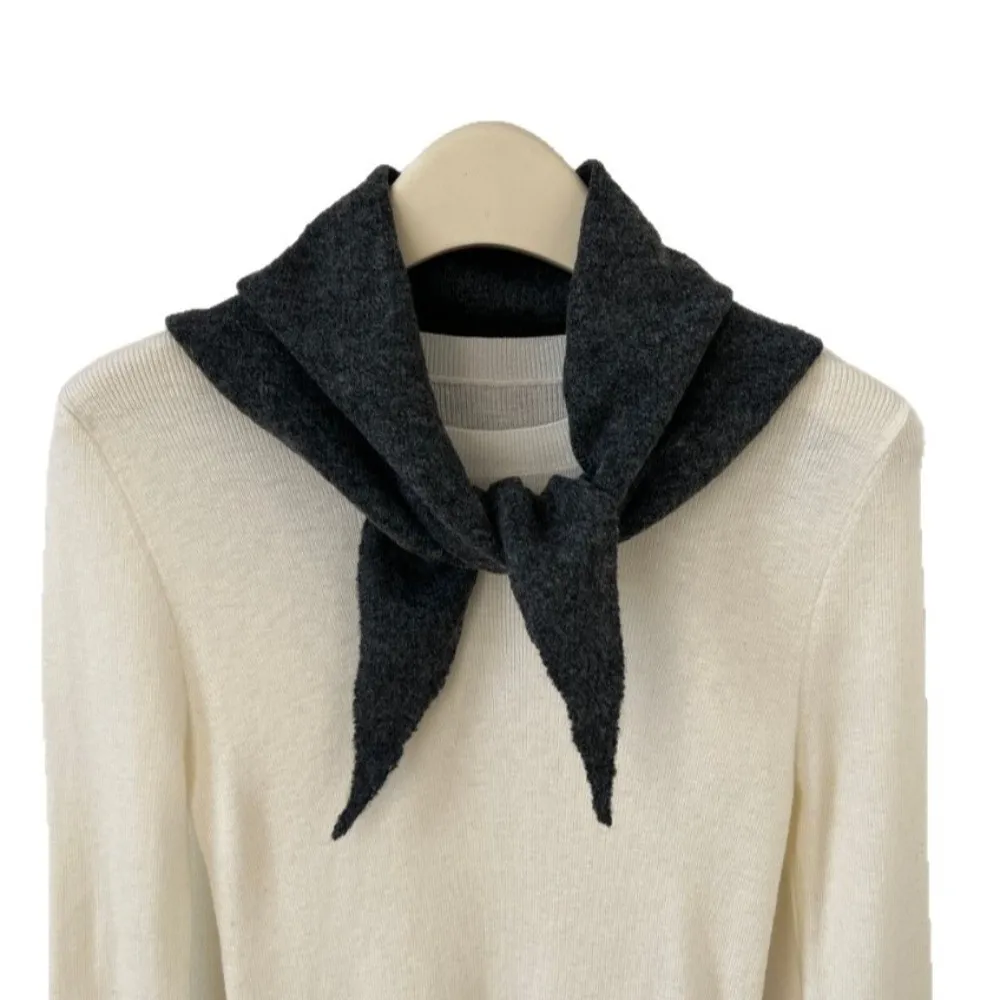 Fashion Solid Color Knitted Triangle Scarf Wool Striped False Collar Neck Wraps Neck Guard Cross Neckerchief Women