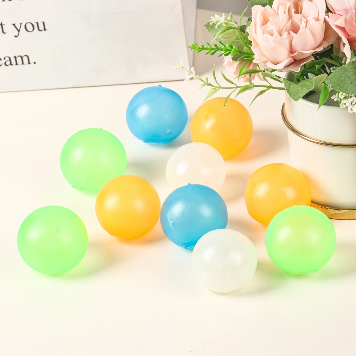 Luminous Balls High Bounce Glowing Stress Ball Sticky Wall Home Party Decoration Kids Gift Anxiety Toy Glow in the Dark