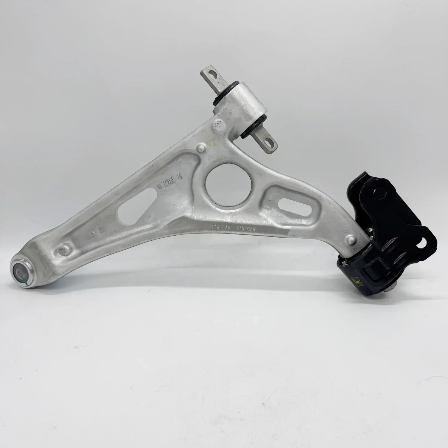 Brand New Original Factory Aluminum Front Lower Suspension Left Control Arm Assembly for Buick Velite 7, OE 42621337 42764199