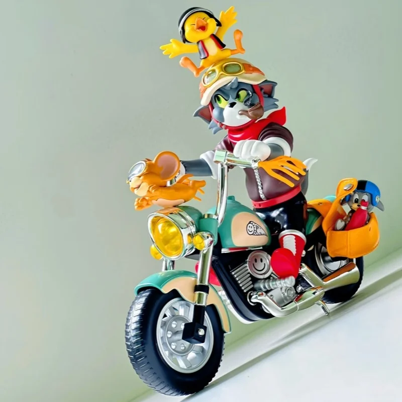 Em estoque 52 brinquedos tom e jerry vintage motocicleta decorativa na moda brinquedo estatueta bonito acessório do carro presente figura namorado presente