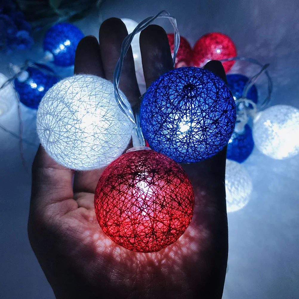 ไฟประดับ LED ทรงกลม สีแดง ขาว น้ำเงิน 1 ชิ้น สำหรับตกแต่งงานฉลองวันประกาศอิสรภาพ งานปาร์ตี้ในสวน งานแต่งงาน