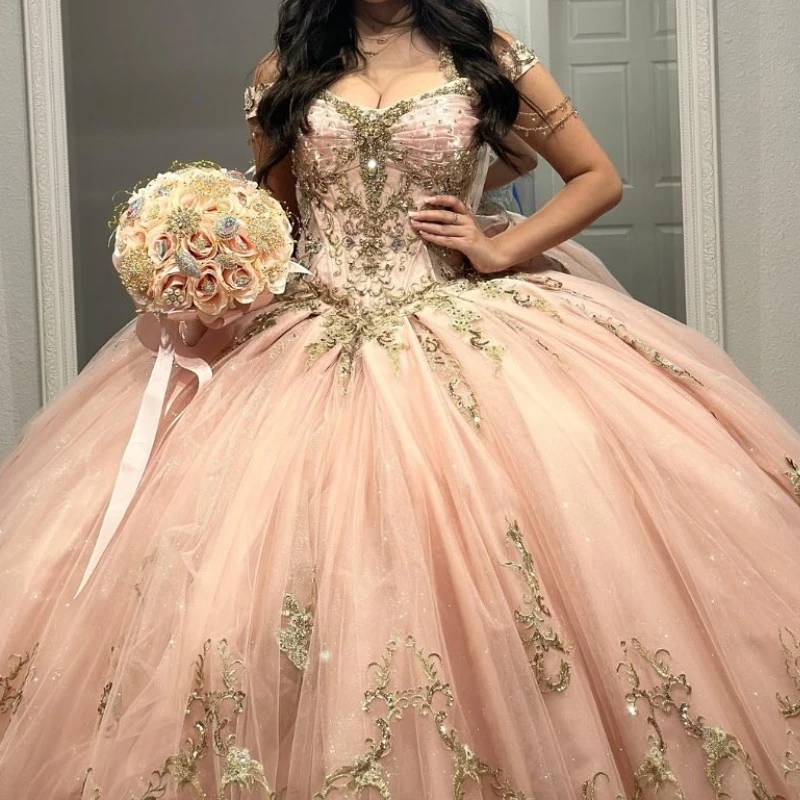 Glitter Roze Quinceanera Jurk Baljurk Van De Schouder Gouden Kanten Applique Kralen Strik Mexican Sweet 16 Vestidos De 15 Anos