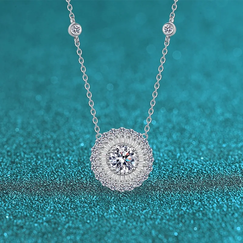 Elegant PT950 Platinum 1-2 Carat Mossanite Necklace for Women, Statement Sunflower Diamond-Studded Pendant Unique Collar Chain