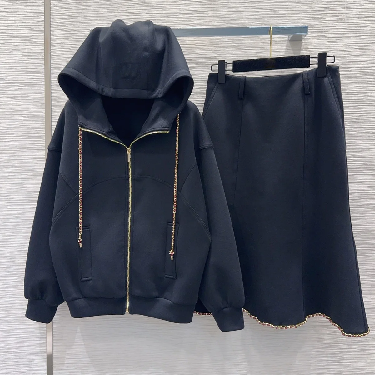 High Quality Women Chain Drawstring Hooded Zip Sweatshirt Set, Trim Midi Mermaid Skirt 2 Piece Outfit lyt26101235