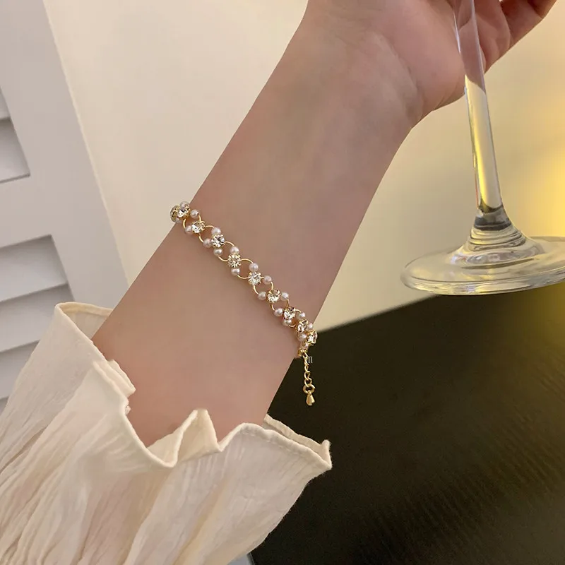 Heart Shaped Bracelet For Women Fashion Light Luxury Studded Diamond Charm Bracelets Wedding Party Best Friends Jewelry Gifts