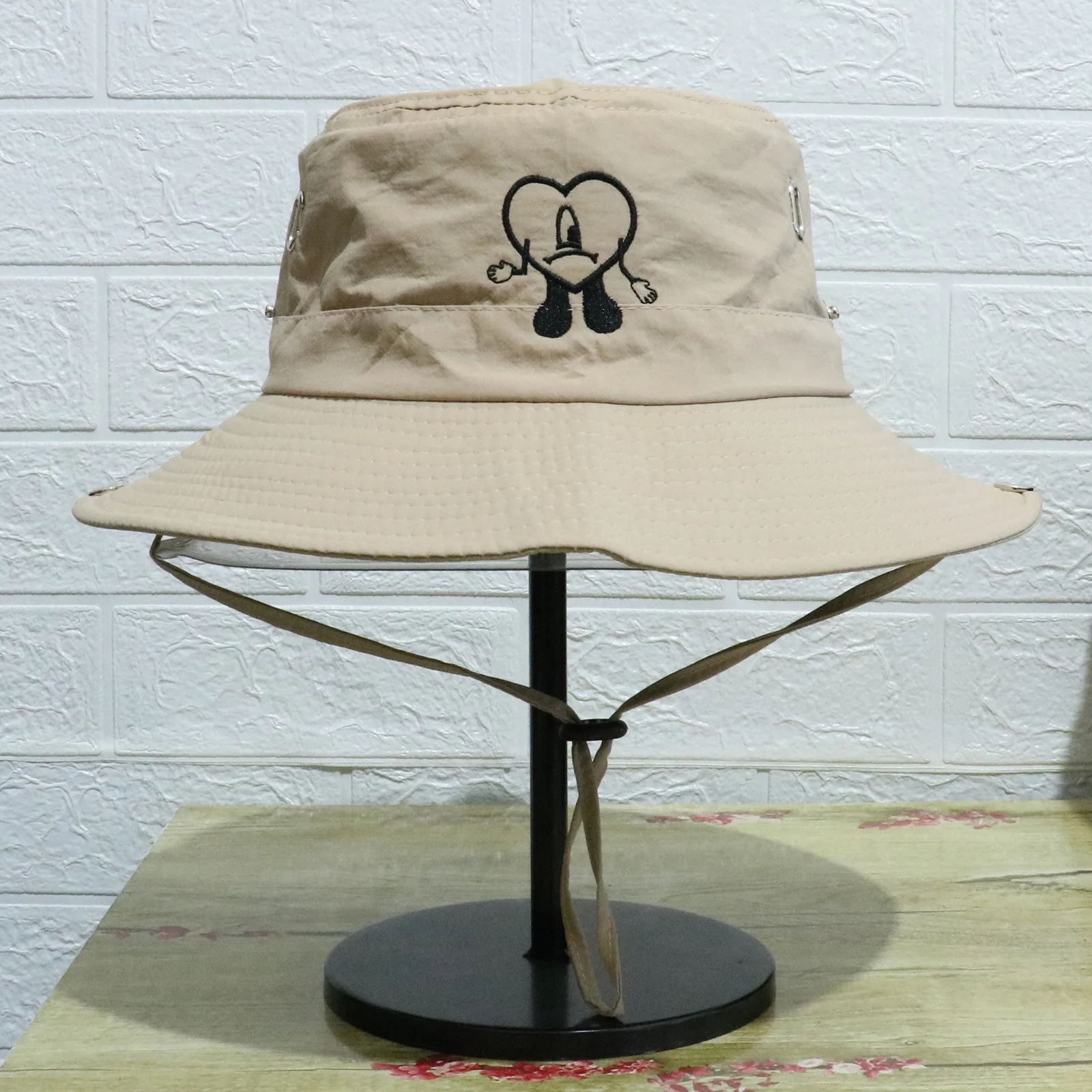 Amazon hit Un Verano Sin Ti Fisherman's Hat European and American Bad Bunny Big-brimmed Sun Hat Men