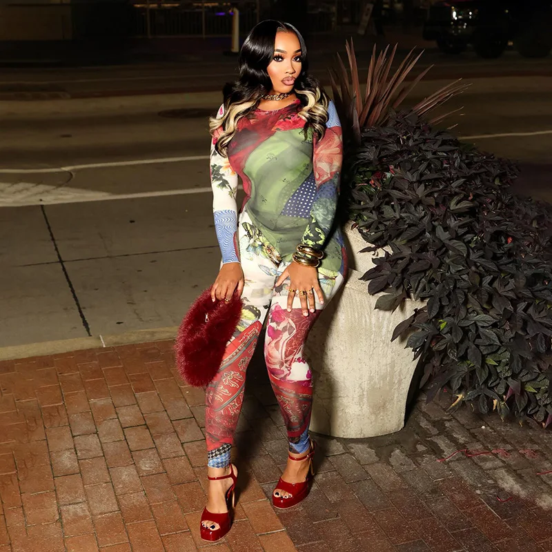 

Colorful Print Jumpsuits Woman 2025 Autumn Fashion Trend O-Neck Full Sleeve Skinny Peach Hip Overalls Hot Girls Streetwear