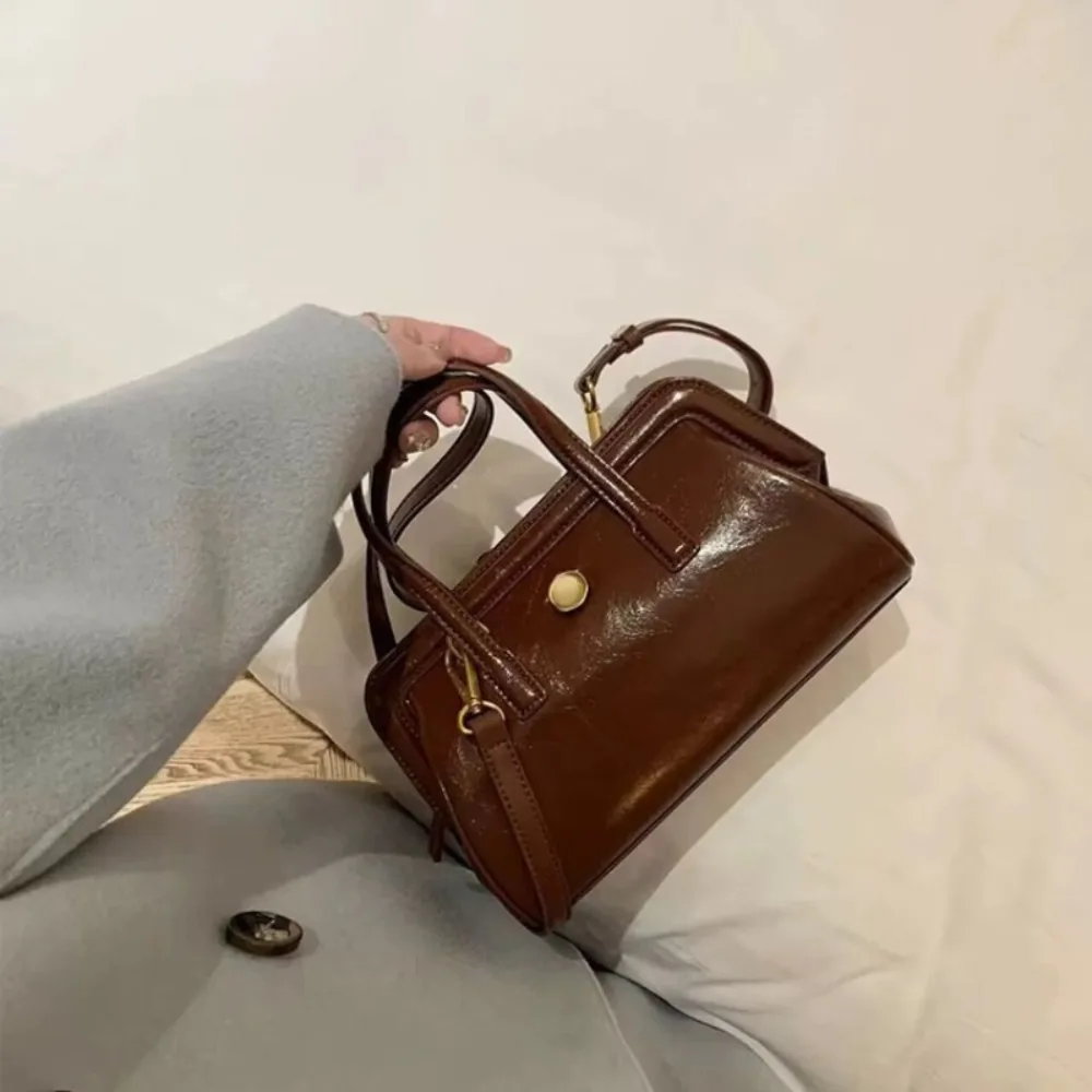 Damskie na cały mecz wykwintne proste torby typu Crossbody Dermis podmiejskie eleganckie luksusowe torebki z paskiem na ramię olej Korea torebki