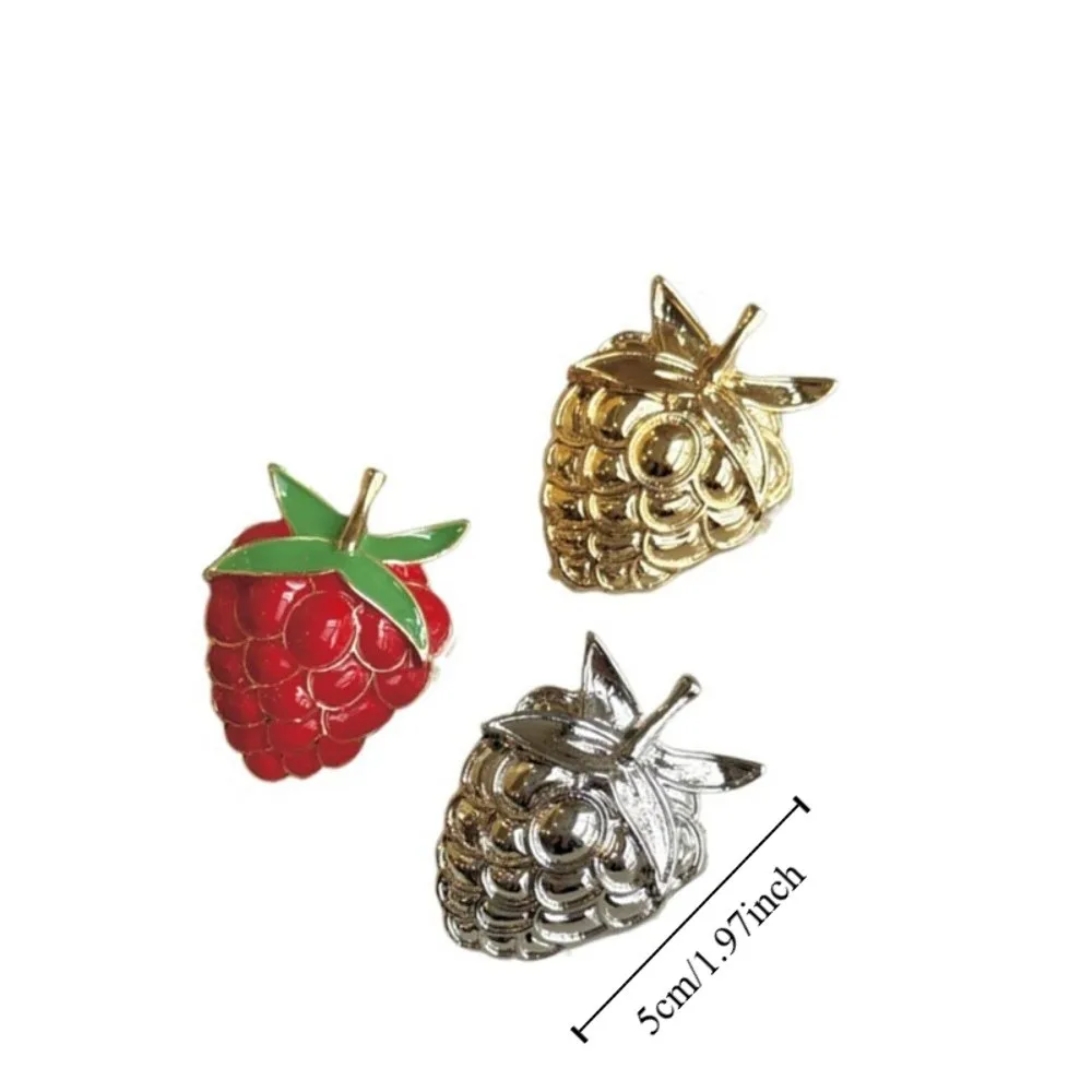 Броши из сплава с клубникой и эмалью, ювелирные аксессуары, корейский стиль, броши с капельным маслом и фруктами, дизайн меньшинства, значок для сумки