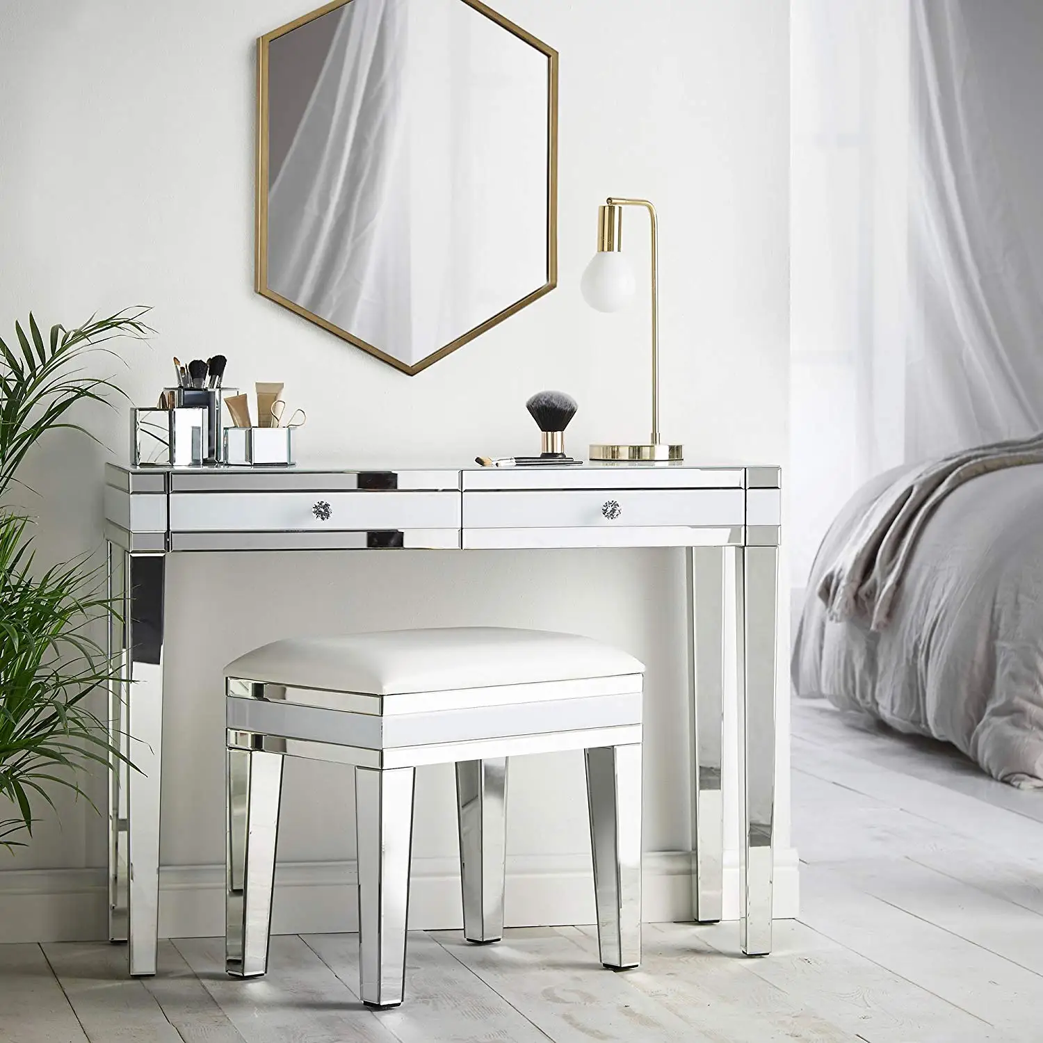 Eco-friendly White Glass 7 Drawer Mirrored Dressing Table