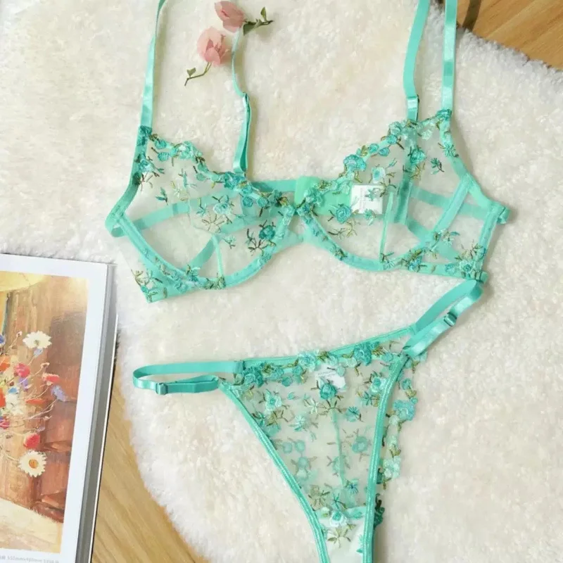 The Édith Half-Cup Bra