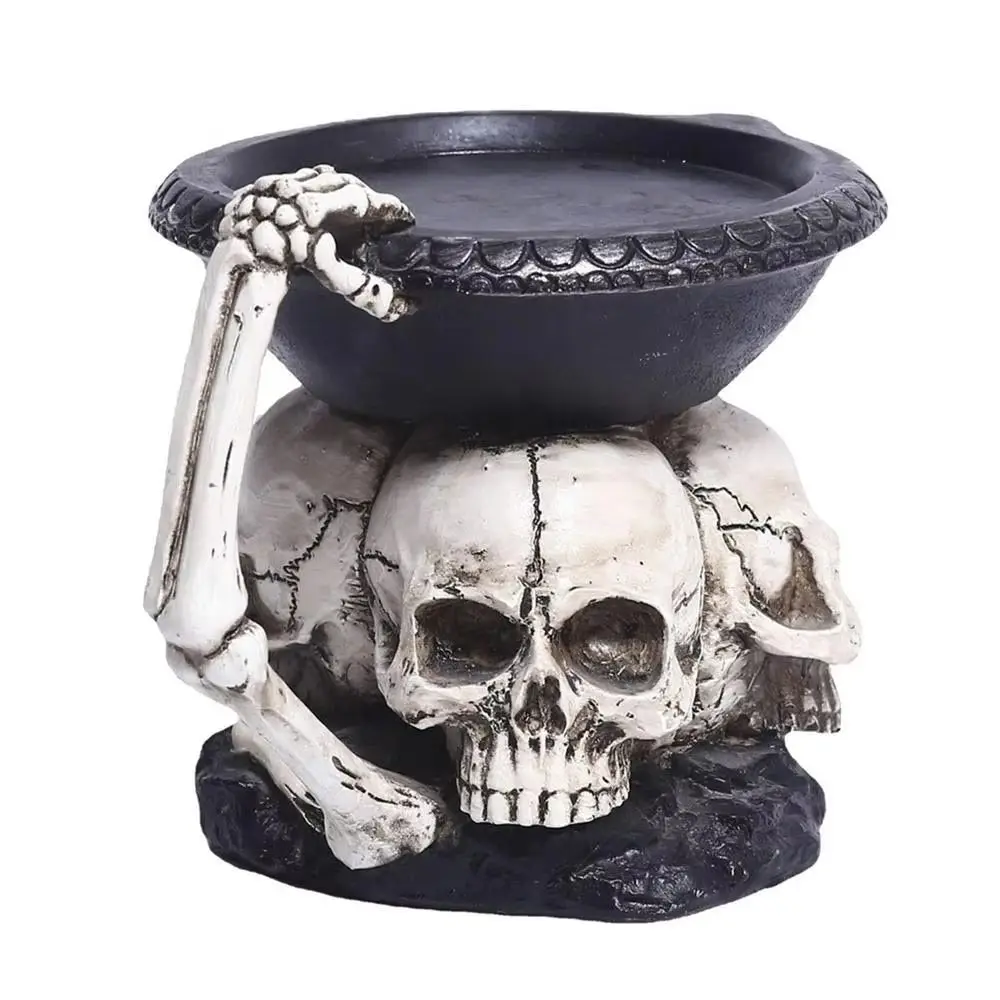 2024 Novelty Vintage Candlestick Resin Terror Tealight Candle Holder Three Ghost Head Candle Holder Bar