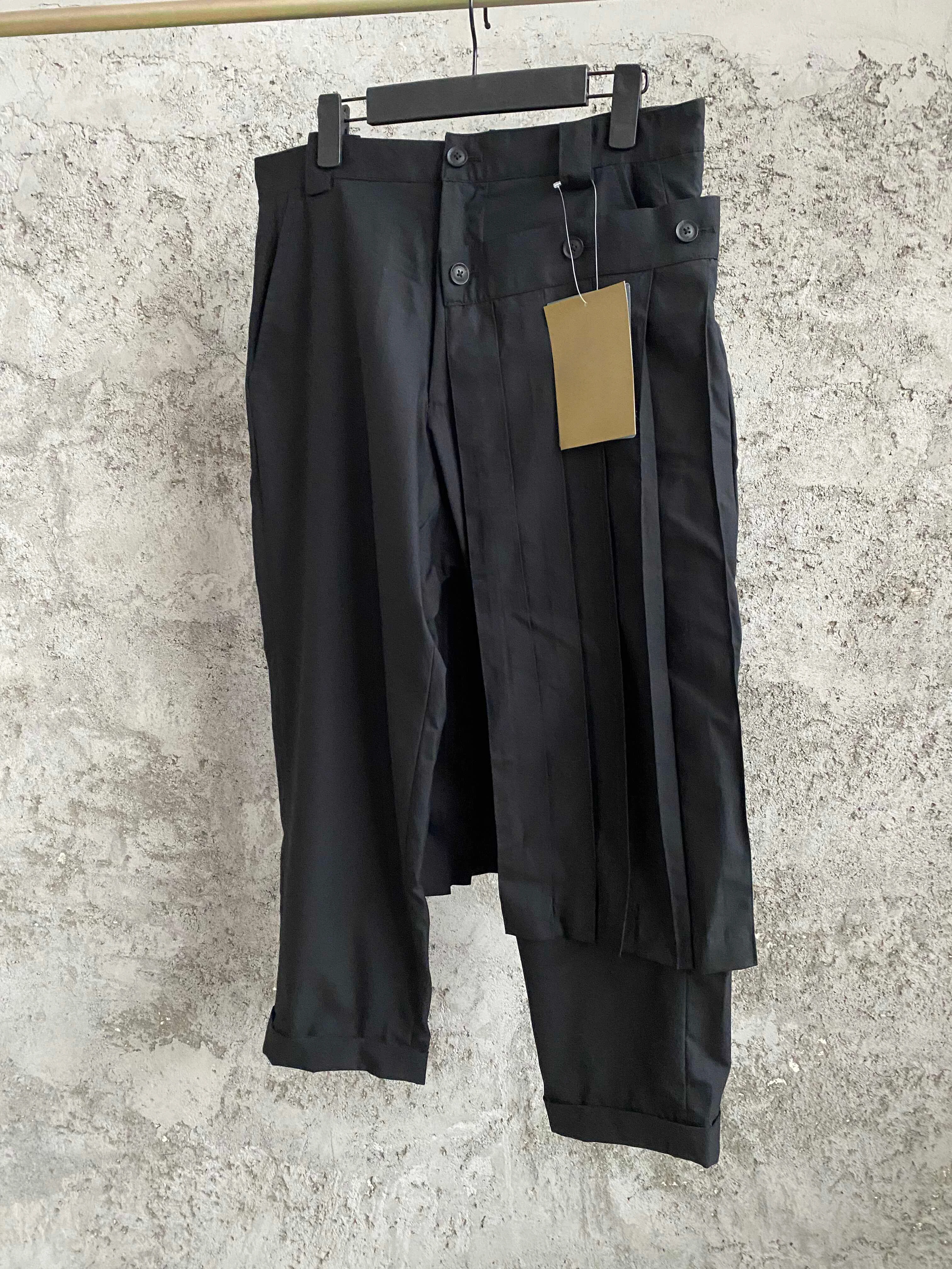 TOP-YAMAMOTO single-sided pleated wool flared nine-inch tapered trousers, black