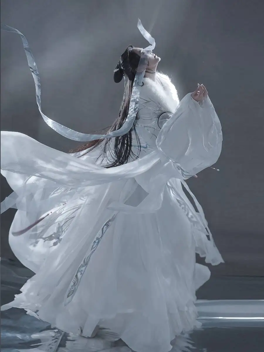 

New Hanfu Women Cloak Male And Female Fur Collar Long Style Cloak Coat Fiesta Carnival Halloween Cosplay